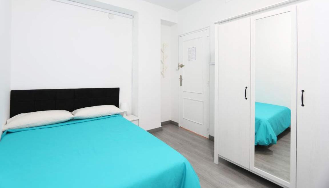 Bed and Breakfast Casagoa Madrid Exterior foto